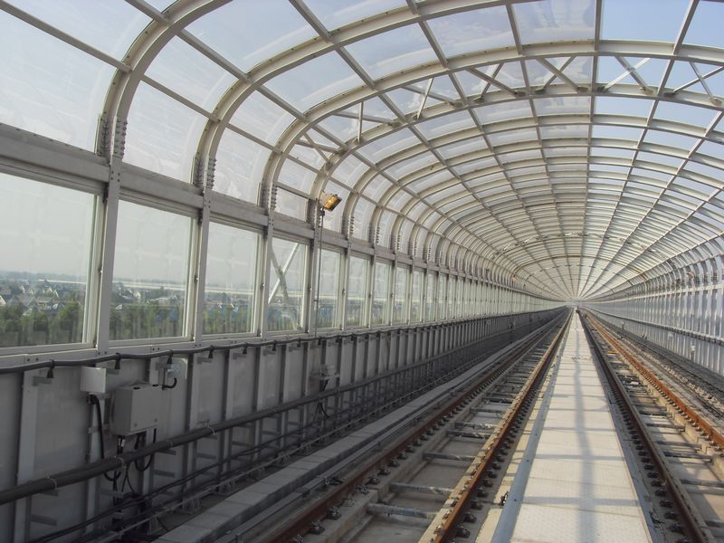 城市道路全封閉式聲屏障設計方法